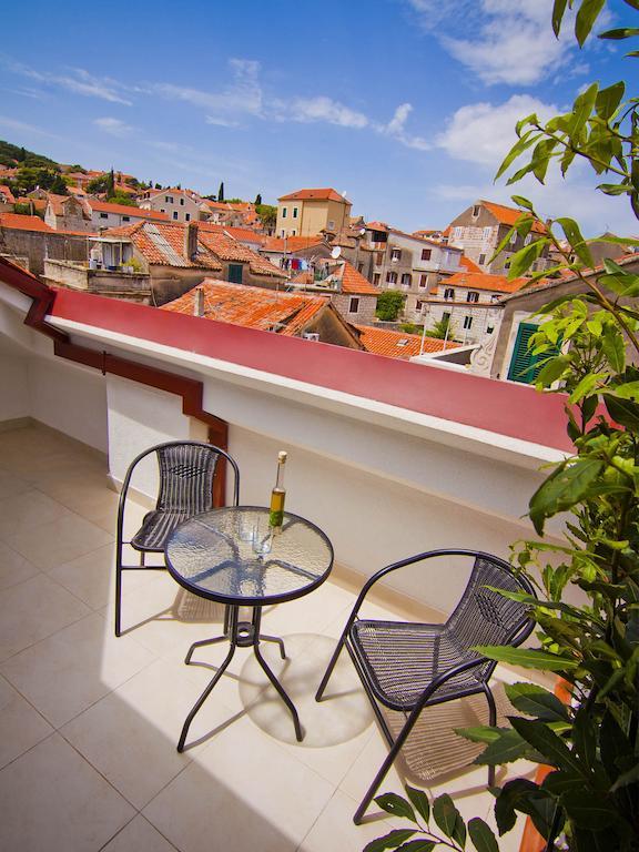 Laura Lux Suites Сплит Экстерьер фото